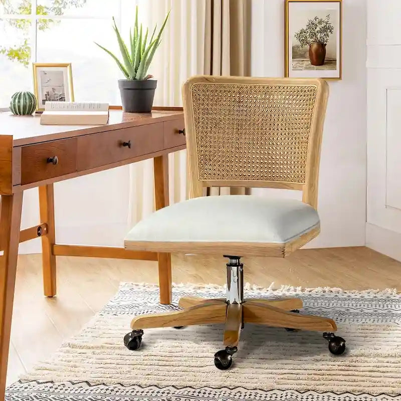 Chaise de bureau moderne à dossier en rotin (pieds en bois massif)