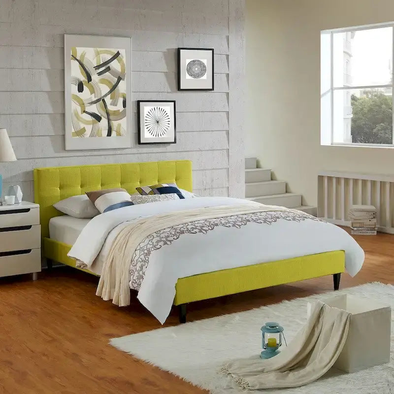Lit plateforme moderne Queen size rembourré