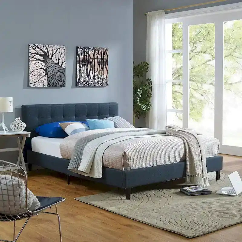 Lit plateforme moderne Queen size rembourré